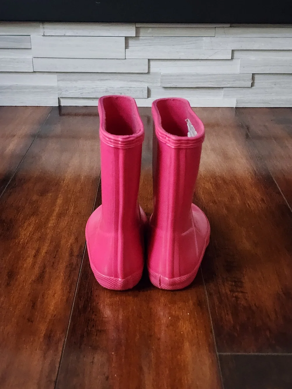 Hunter Original Kids Pink Rain Boots Girls Size 9 US Waterproof Rubber Wellies